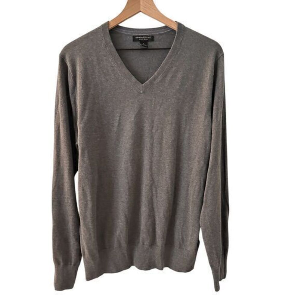 Banana Republic Luxury Blend Silk Cashmere Grey V-Neck Sweater Size L
